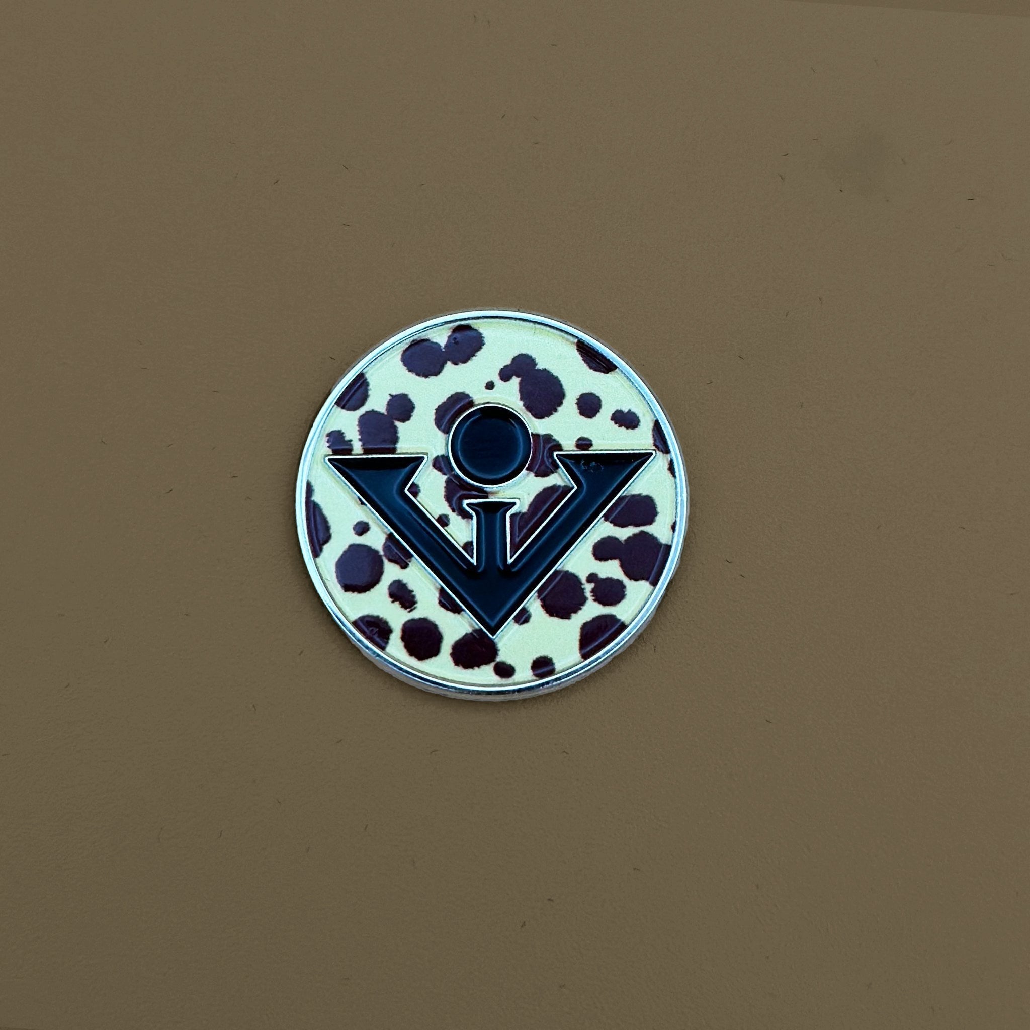 Chic Cheetah Ballmarker