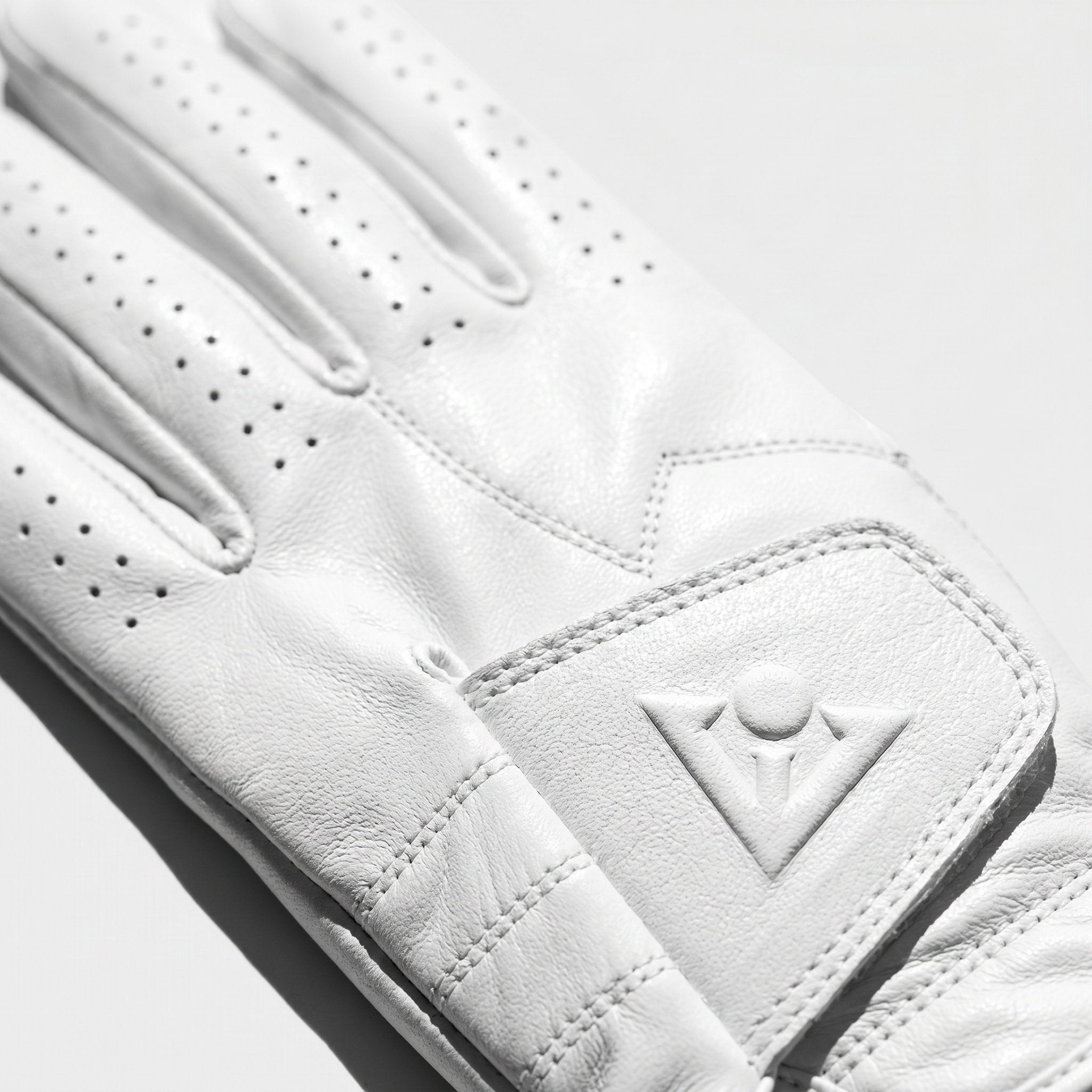 Pure White | Women's Golf Glove